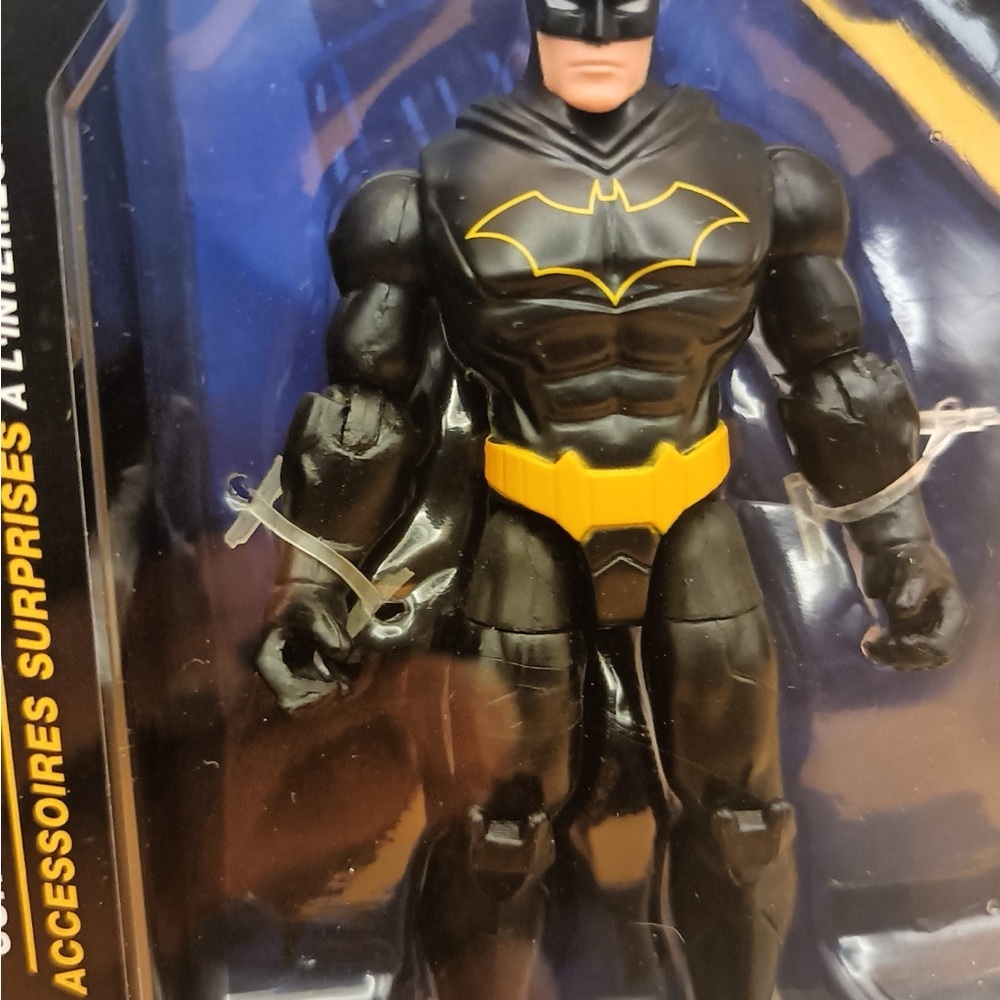 DC Comics Batman Action Figure - Black and Yellow - Picture 3 of 7